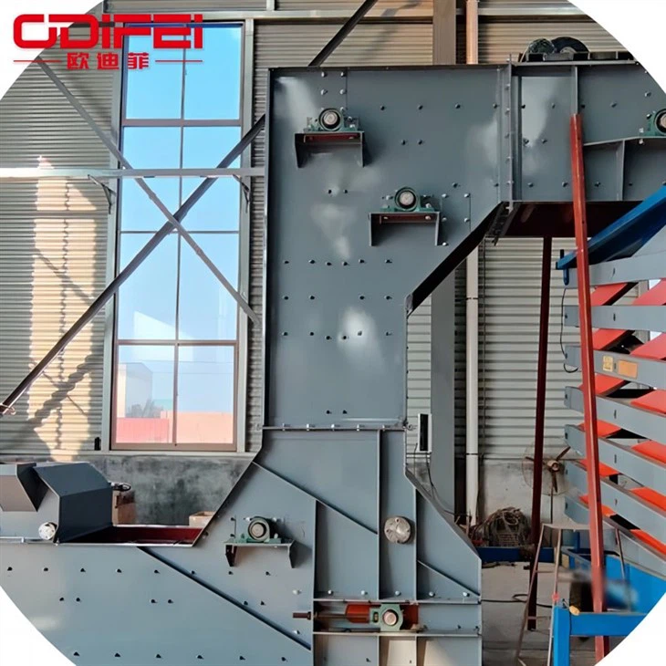 particles Tipping bucket hoist (5)
