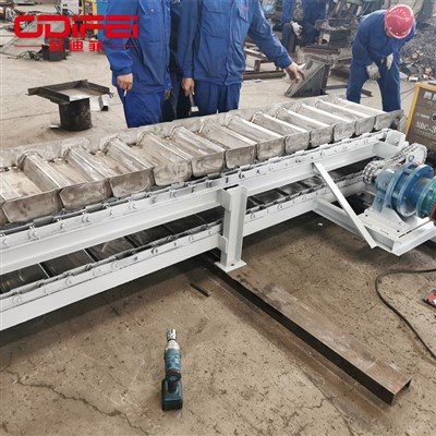 Apron zanjirli konveyer